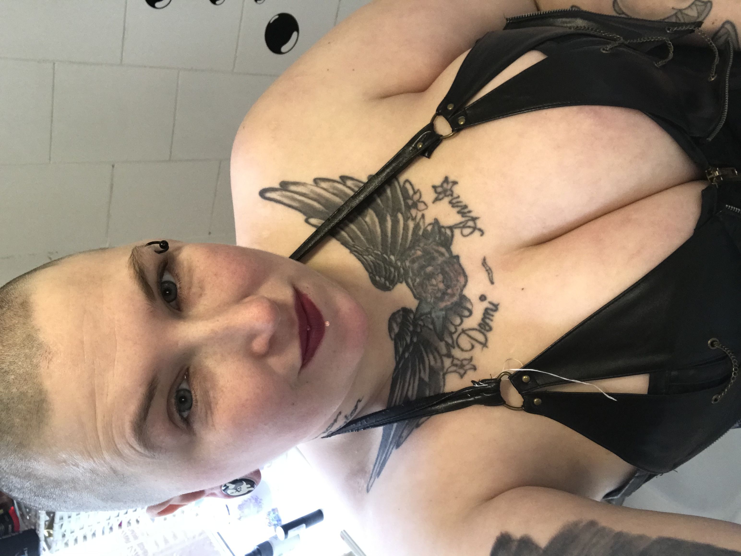 https://cdn.adultwork.com/gallery/G12/8655826.jpg