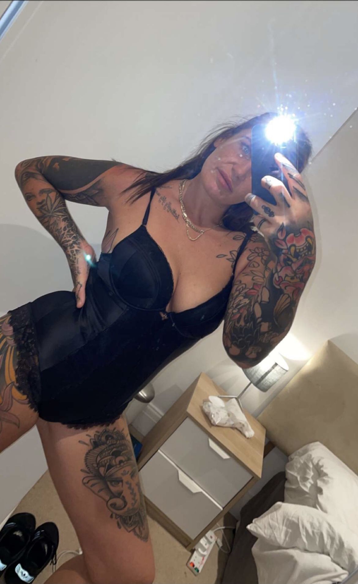 https://cdn.adultwork.com/gallery/G12/8660641.jpg