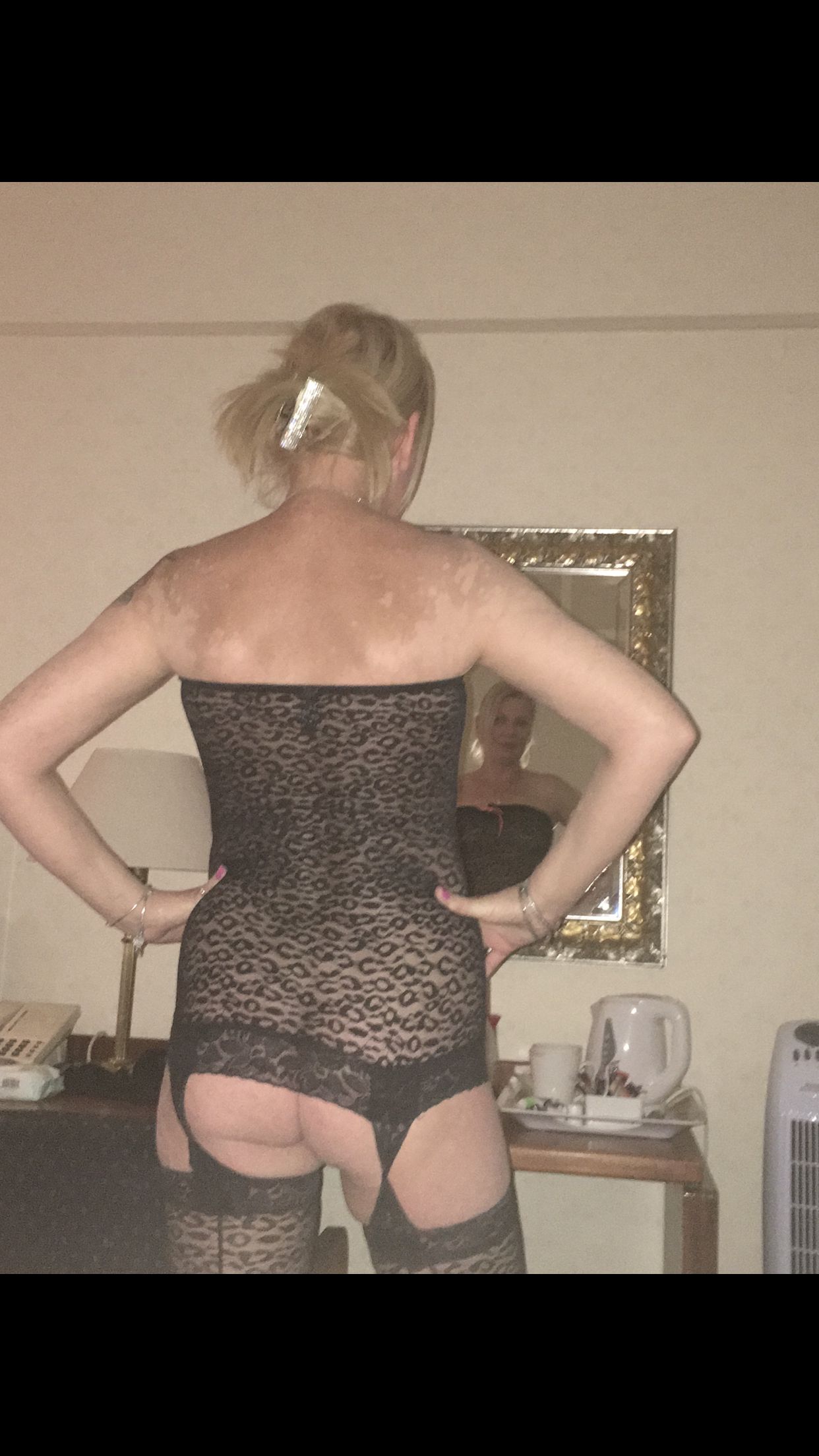 https://cdn.adultwork.com/gallery/G12/8664817.jpg