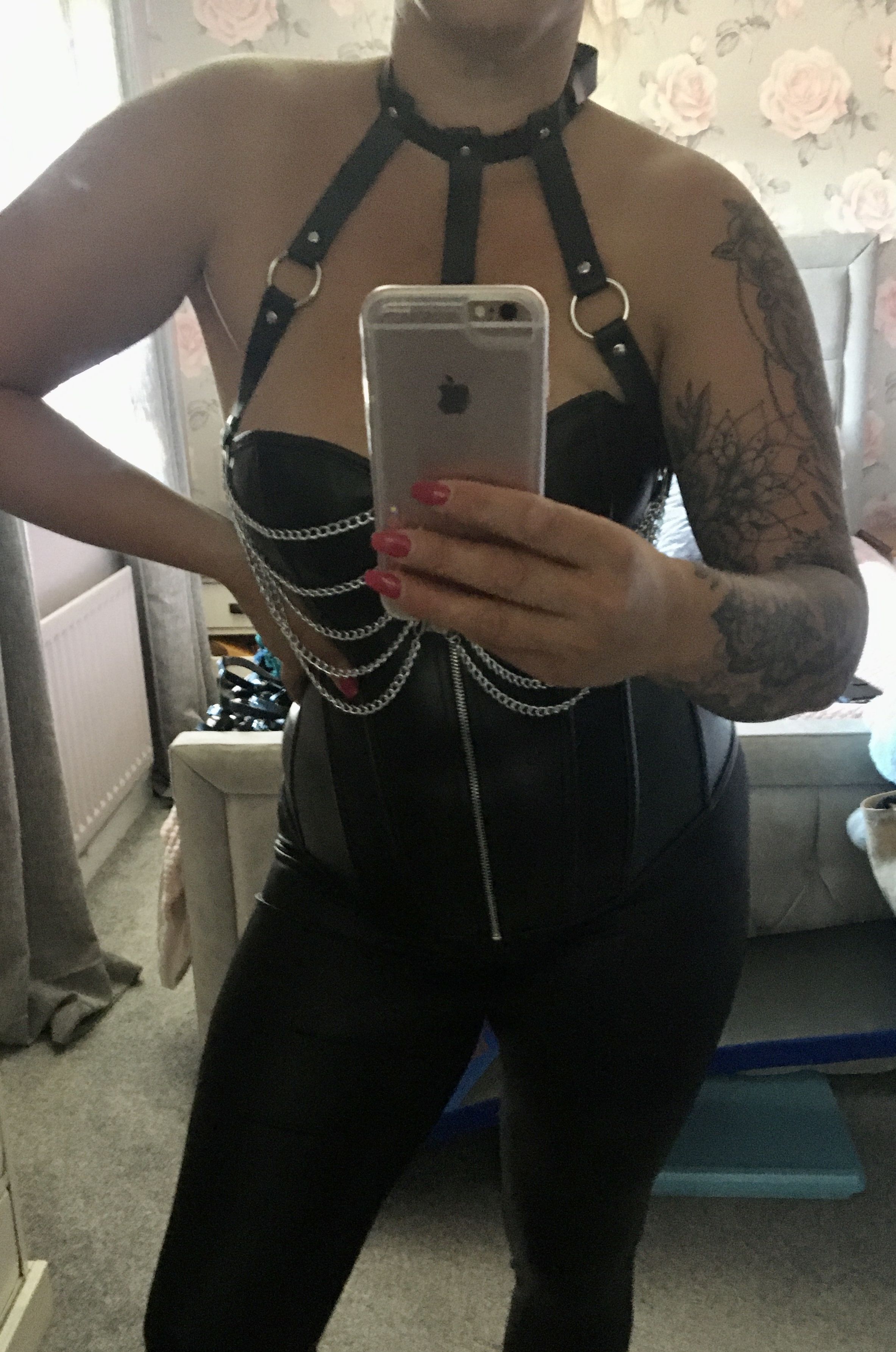 https://cdn.adultwork.com/gallery/G12/8664857.jpg