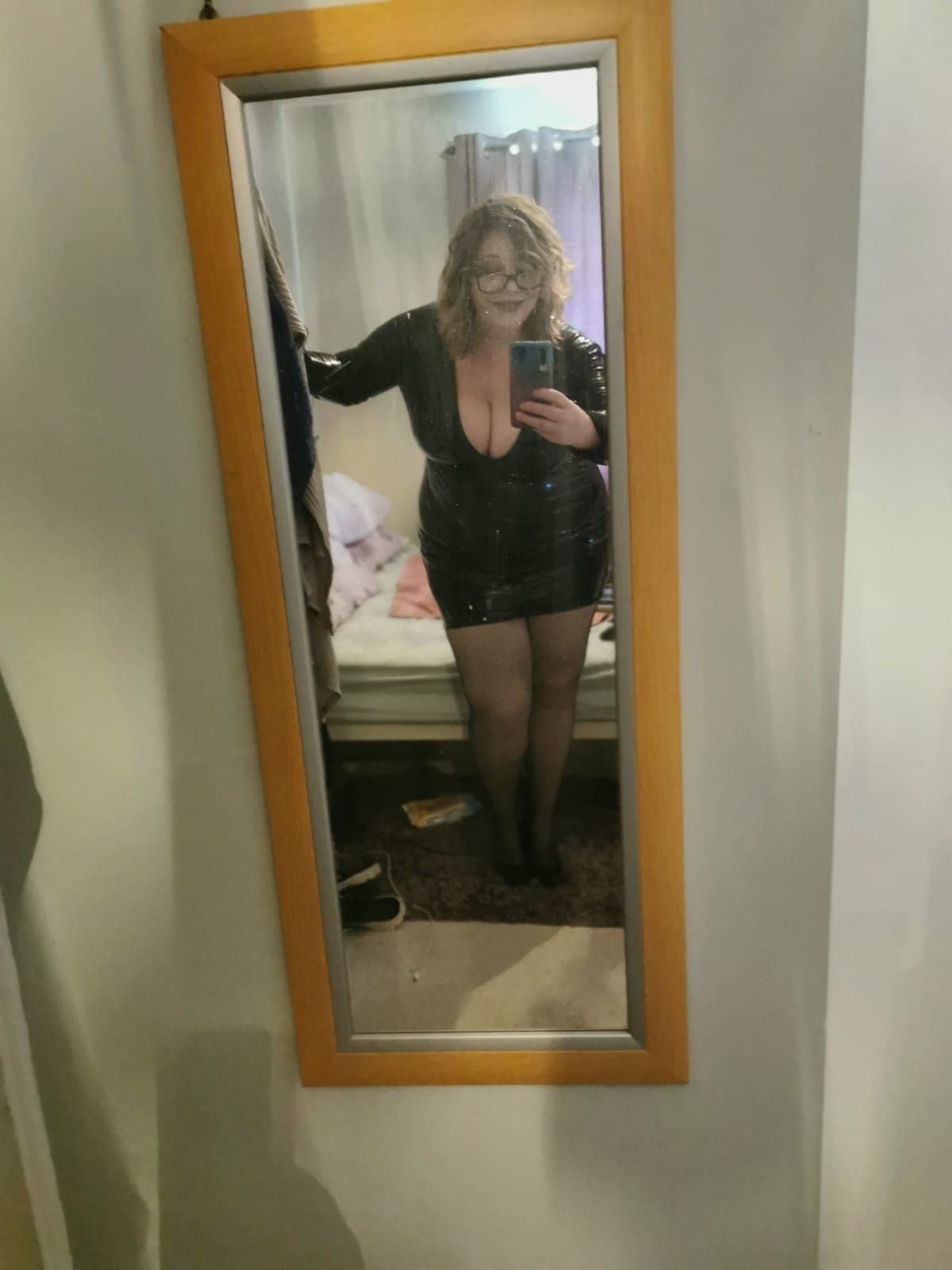 https://cdn.adultwork.com/gallery/G12/8666034.jpg