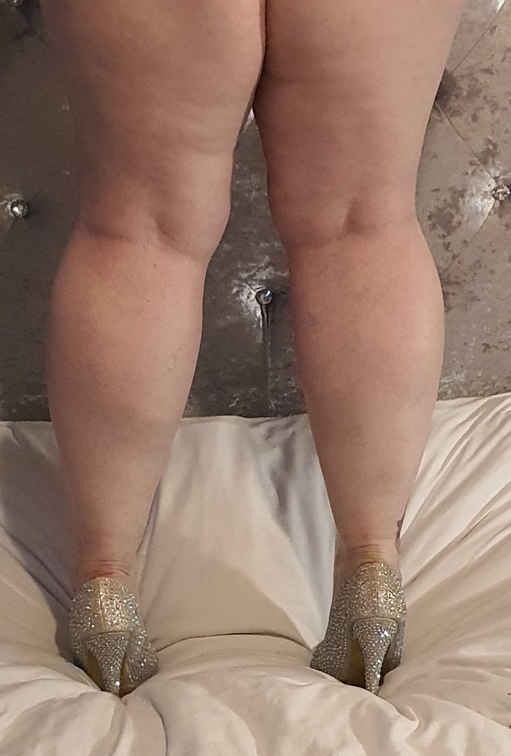 https://cdn.adultwork.com/gallery/G12/8667983.jpg