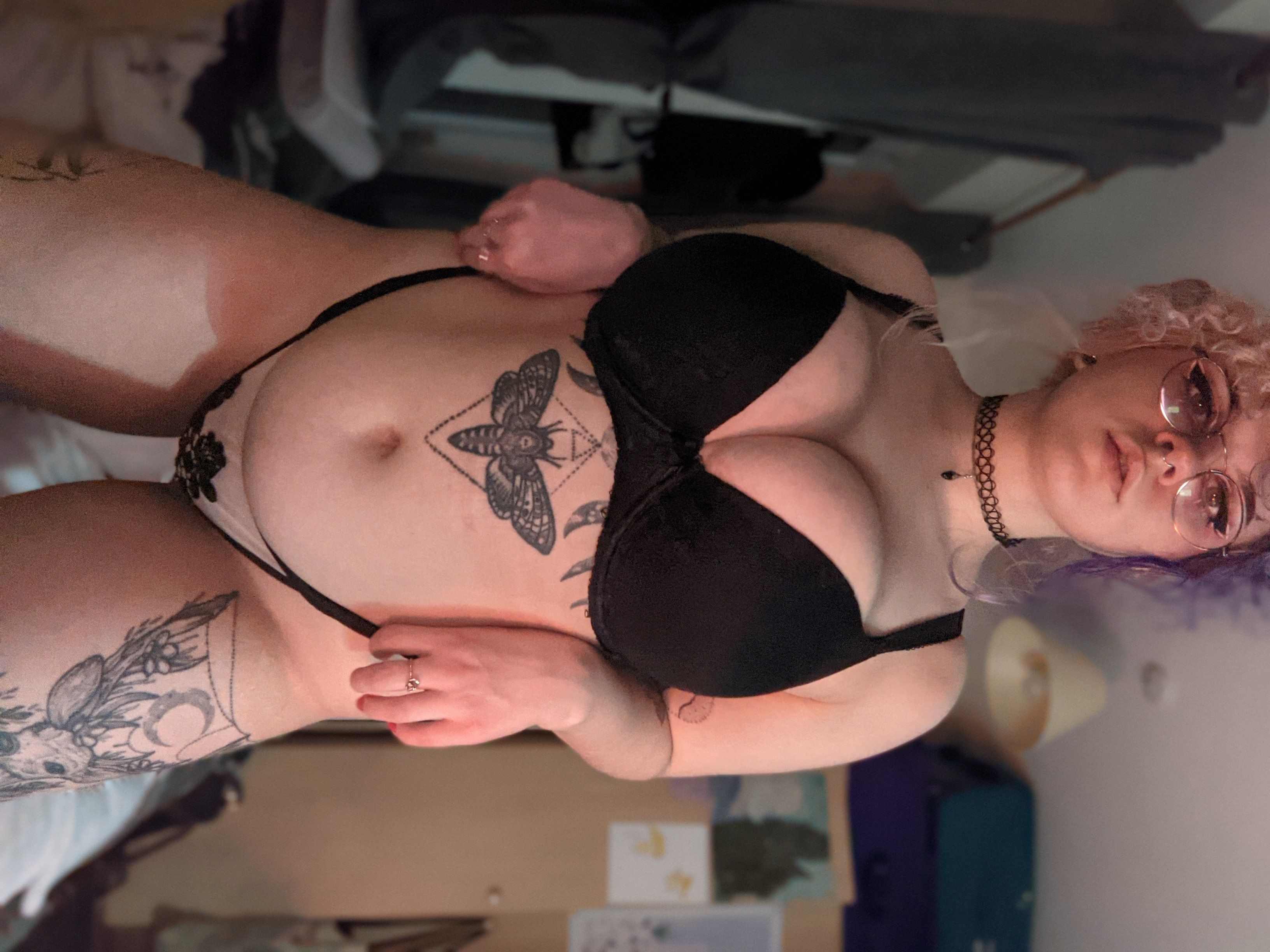 https://cdn.adultwork.com/gallery/G12/8670680.jpg