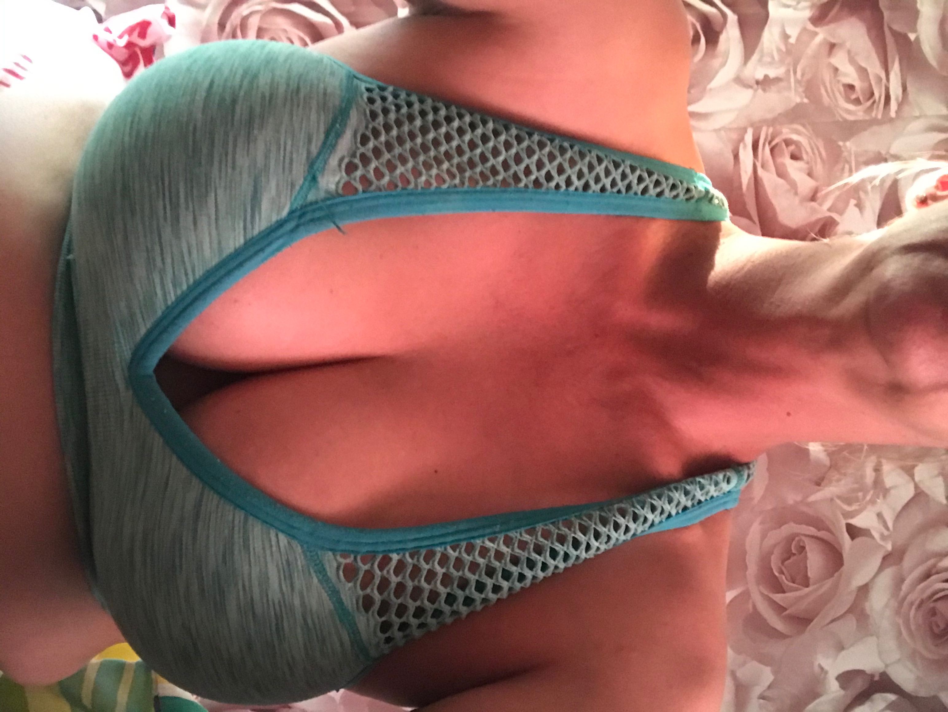 https://cdn.adultwork.com/gallery/G12/8672685.jpg