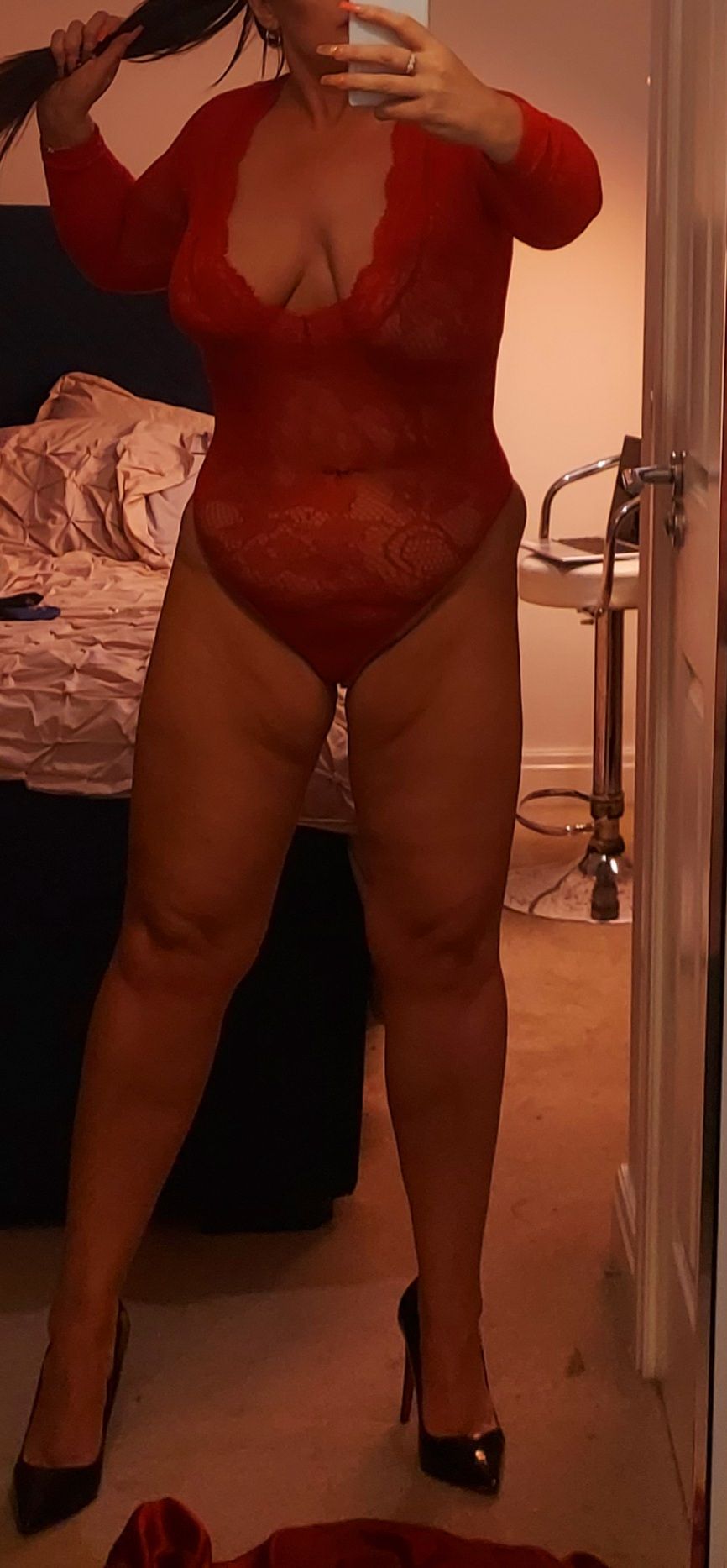 https://cdn.adultwork.com/gallery/G12/8672813.jpg