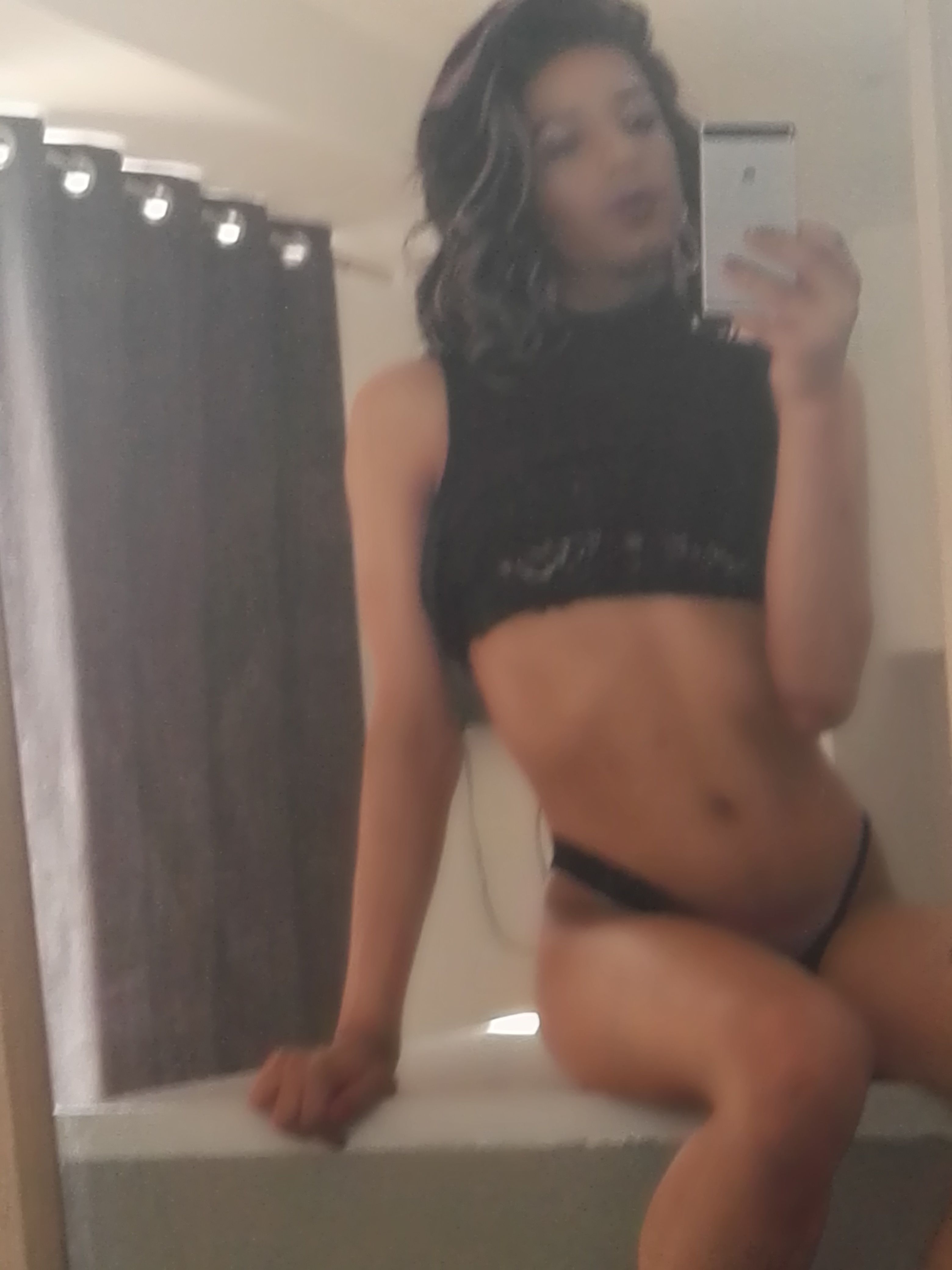 https://cdn.adultwork.com/gallery/G12/8673896.jpg