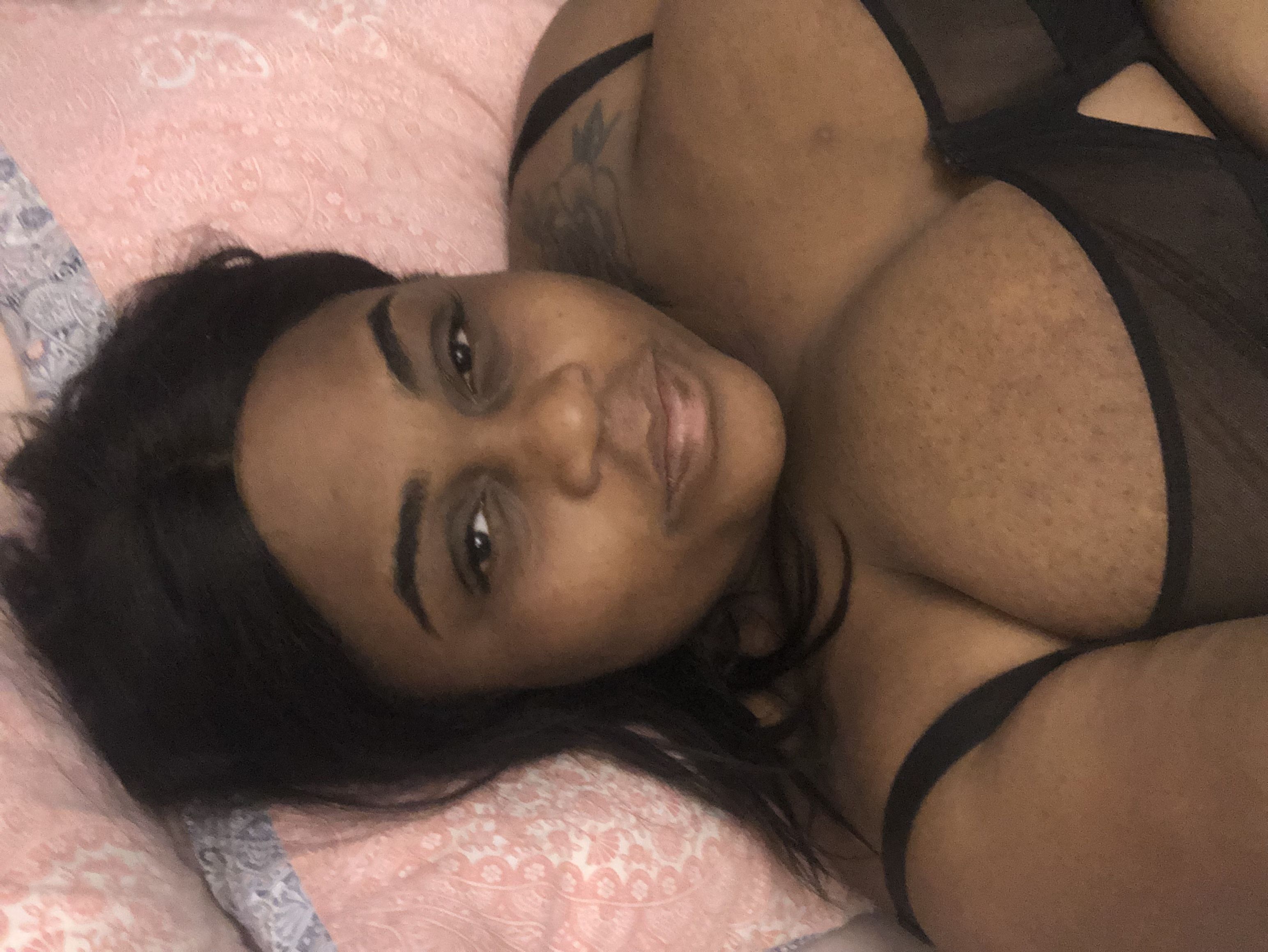 https://cdn.adultwork.com/gallery/G12/8674470.jpg