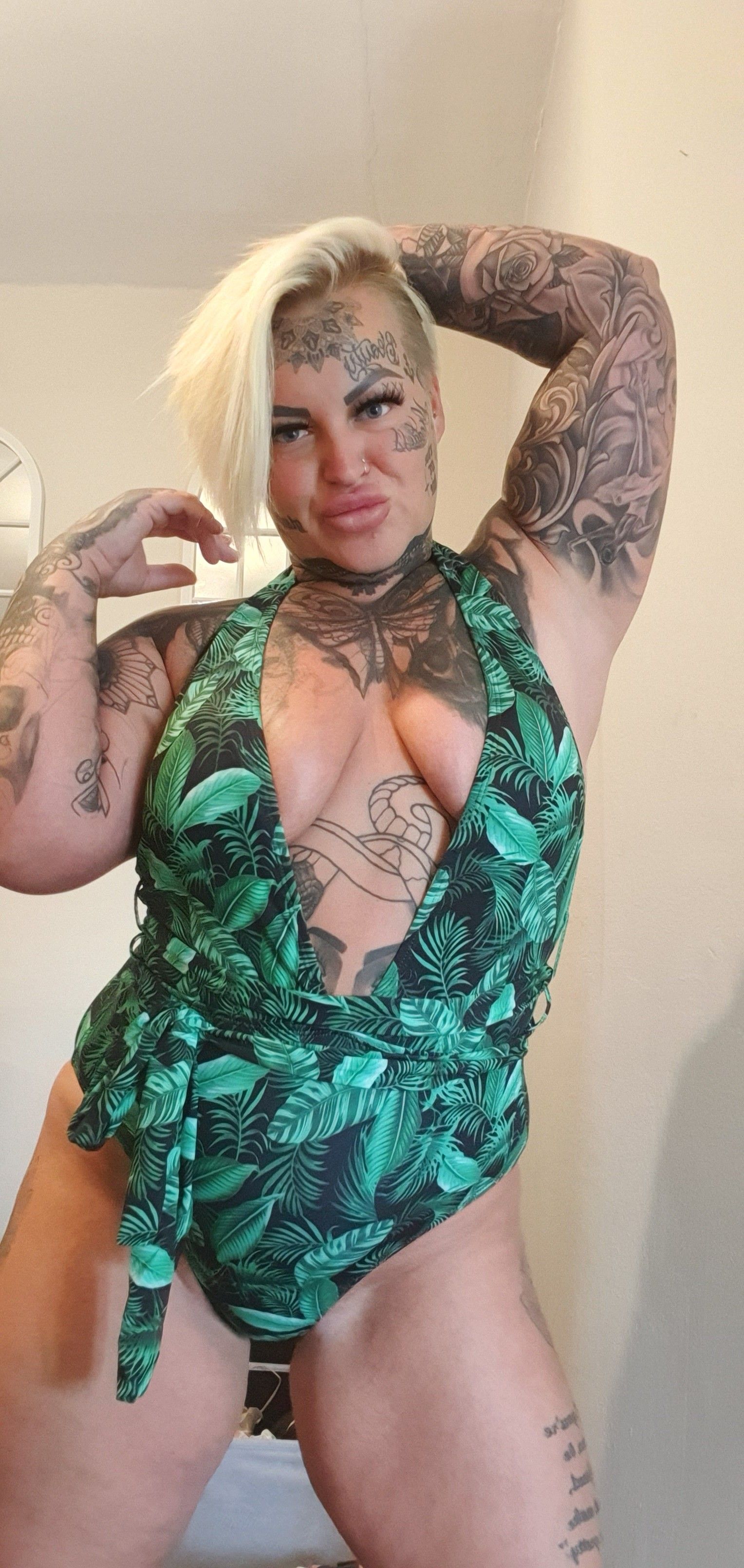 https://cdn.adultwork.com/gallery/G12/8675628.jpg