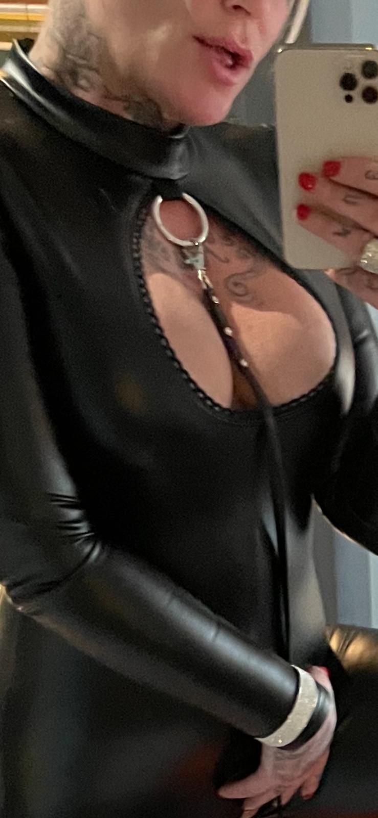 https://cdn.adultwork.com/gallery/G12/8680241.jpg