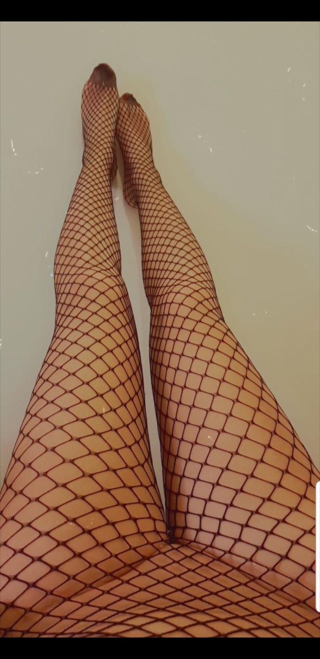 https://cdn.adultwork.com/gallery/G12/8681286.jpg