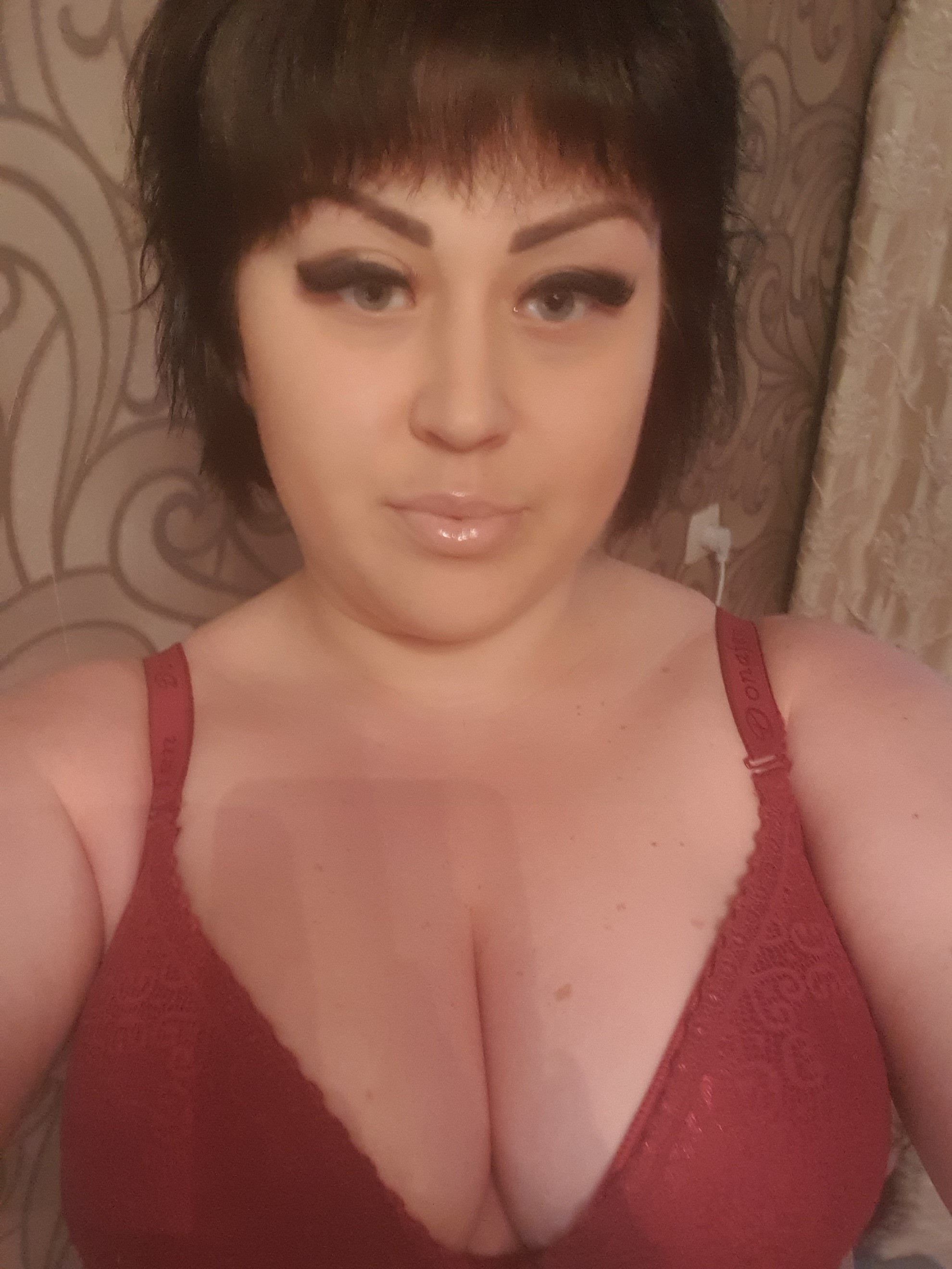 https://cdn.adultwork.com/gallery/G12/8682474.jpg