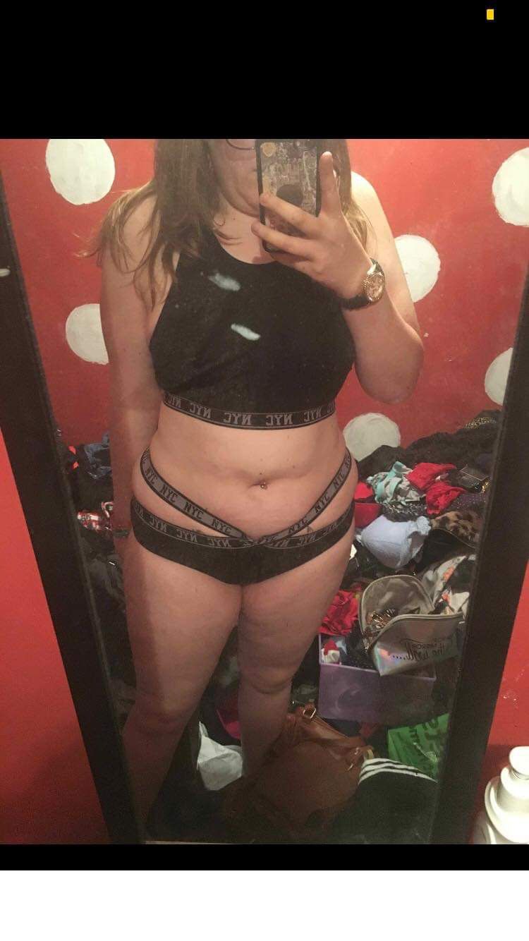 https://cdn.adultwork.com/gallery/G12/8682972.jpg