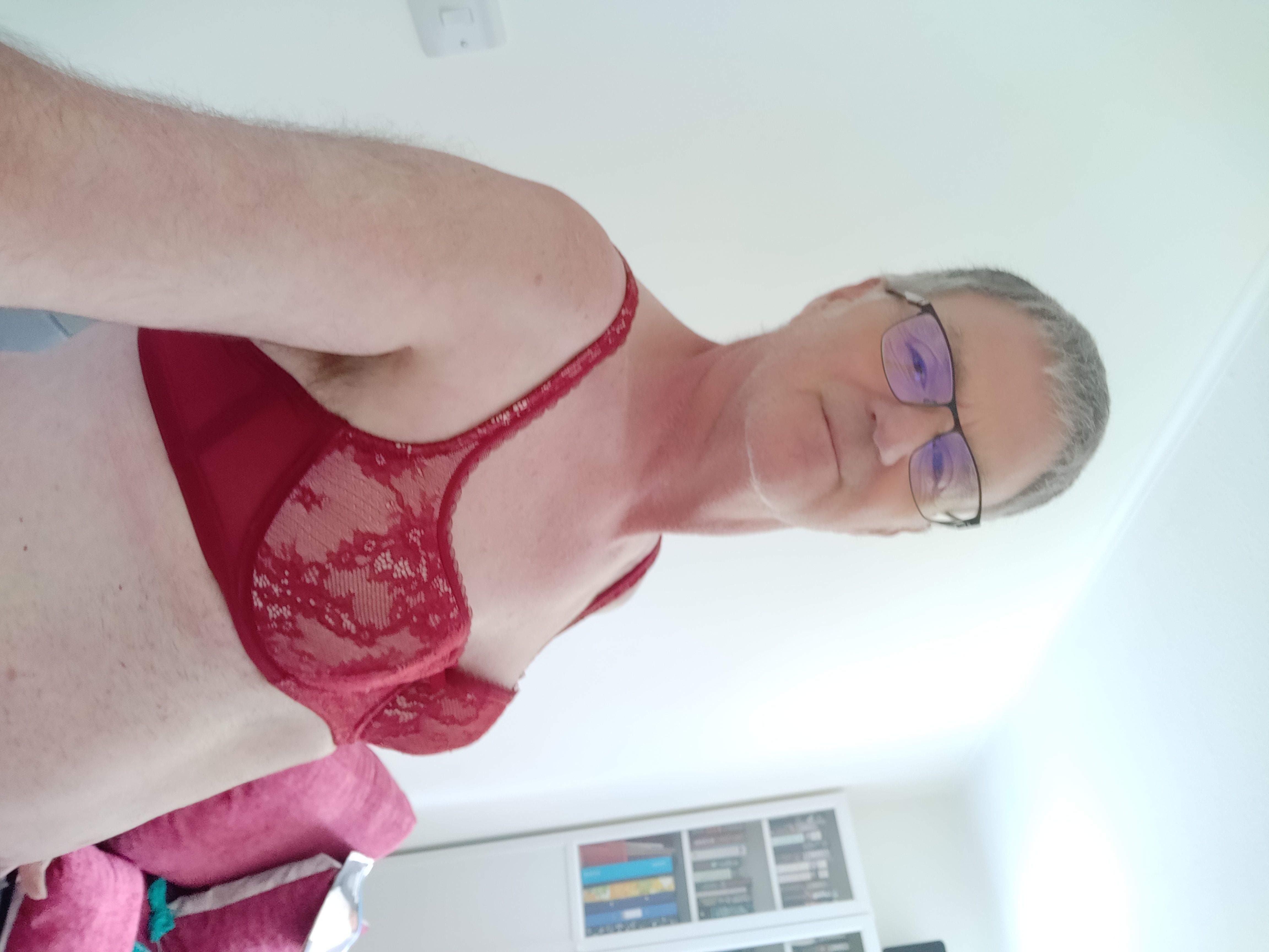 https://cdn.adultwork.com/gallery/G12/8683801.jpg