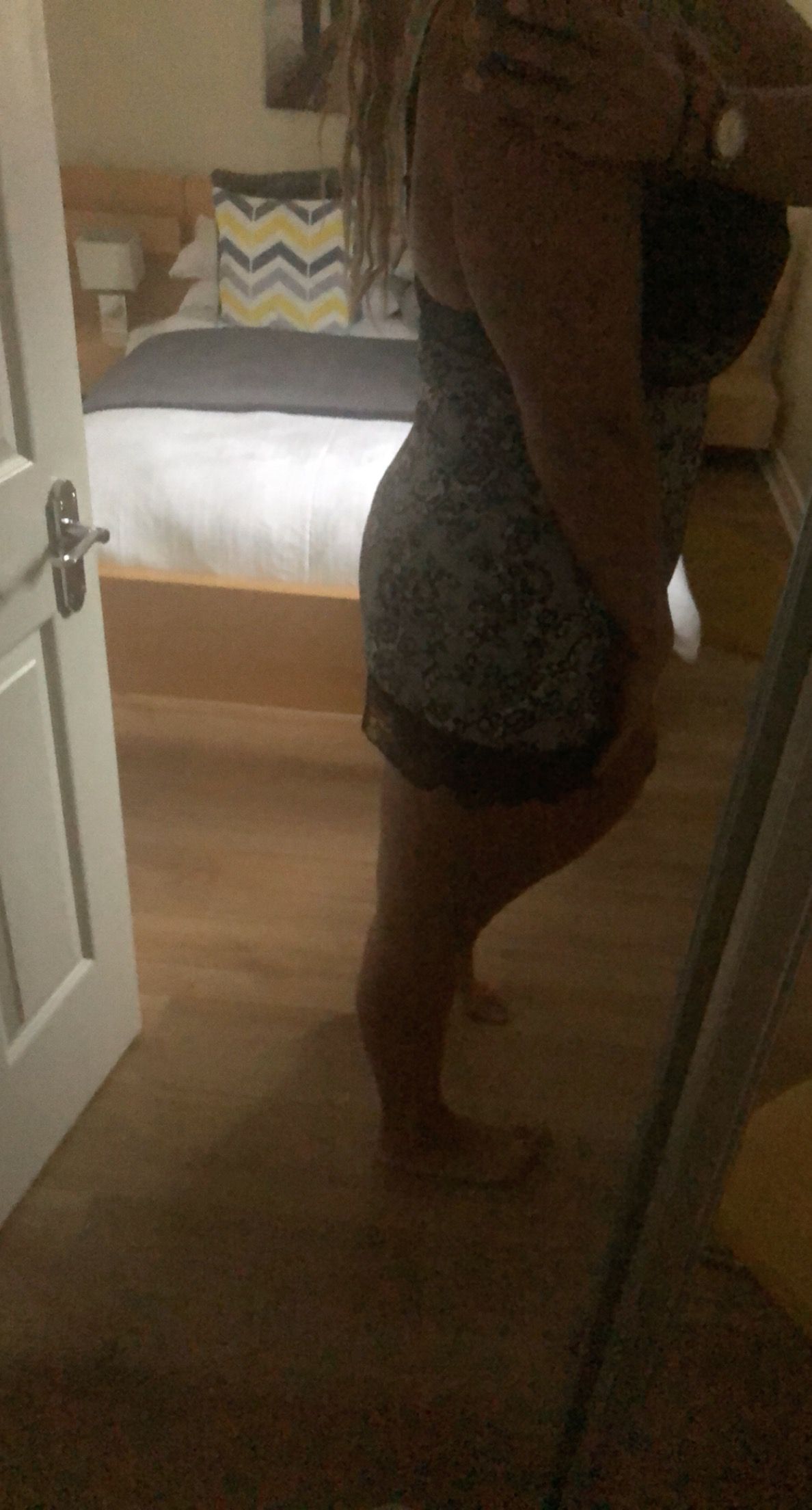 https://cdn.adultwork.com/gallery/G12/8691072.jpg