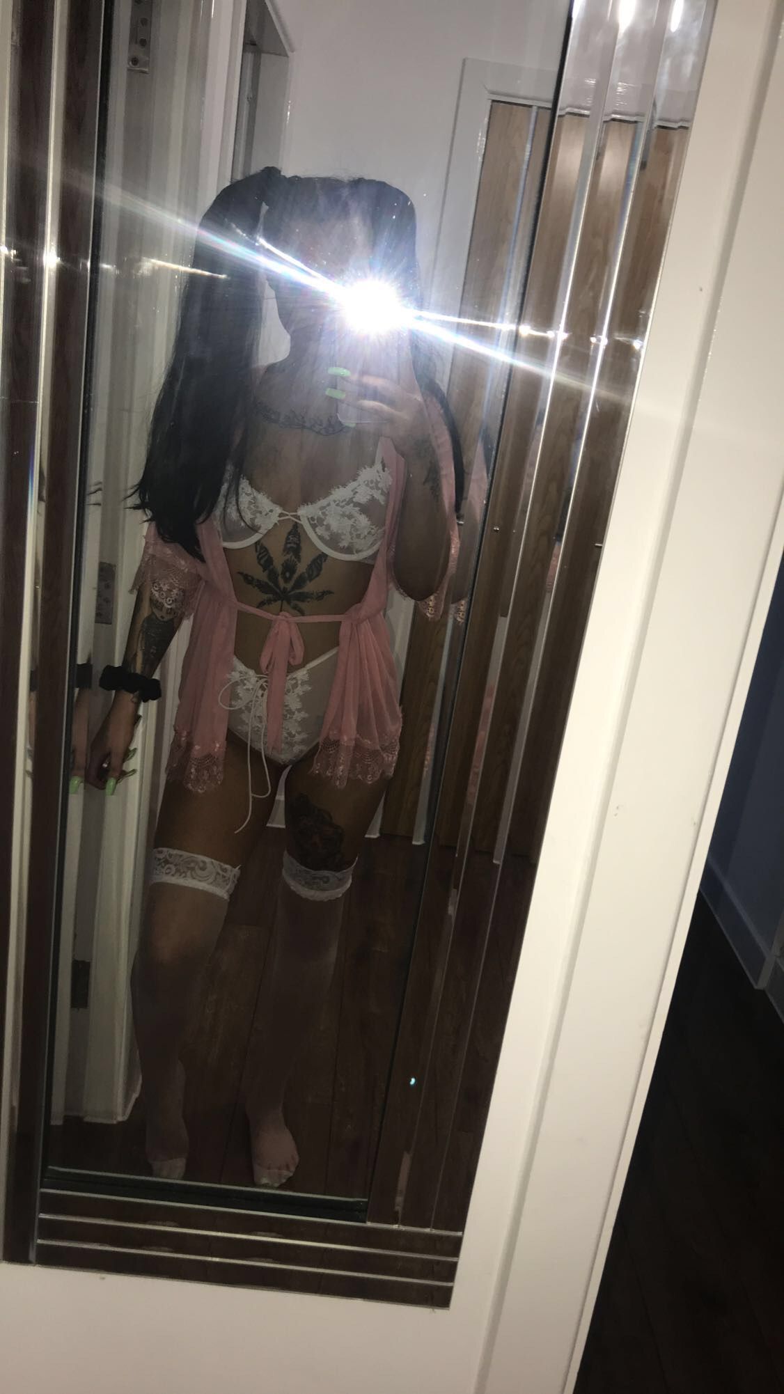 https://cdn.adultwork.com/gallery/G12/8692237.jpg