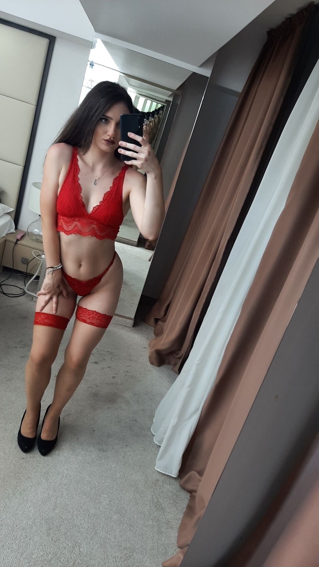 https://cdn.adultwork.com/gallery/G12/8695208.jpg