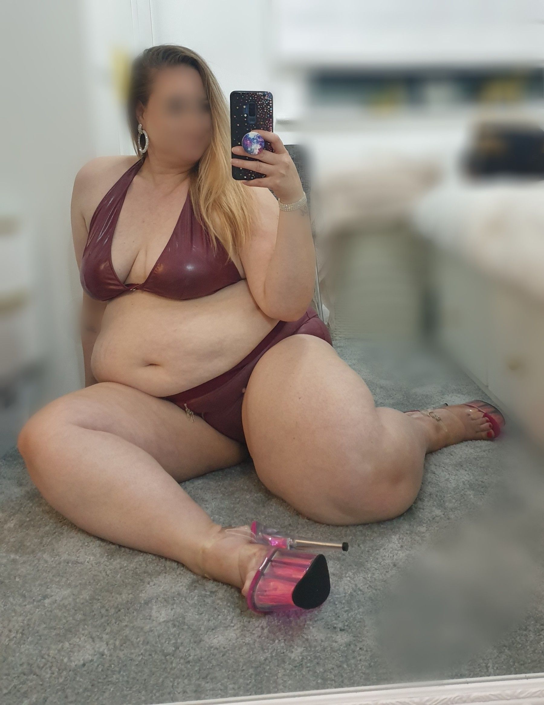 https://cdn.adultwork.com/gallery/G12/8697749.jpg