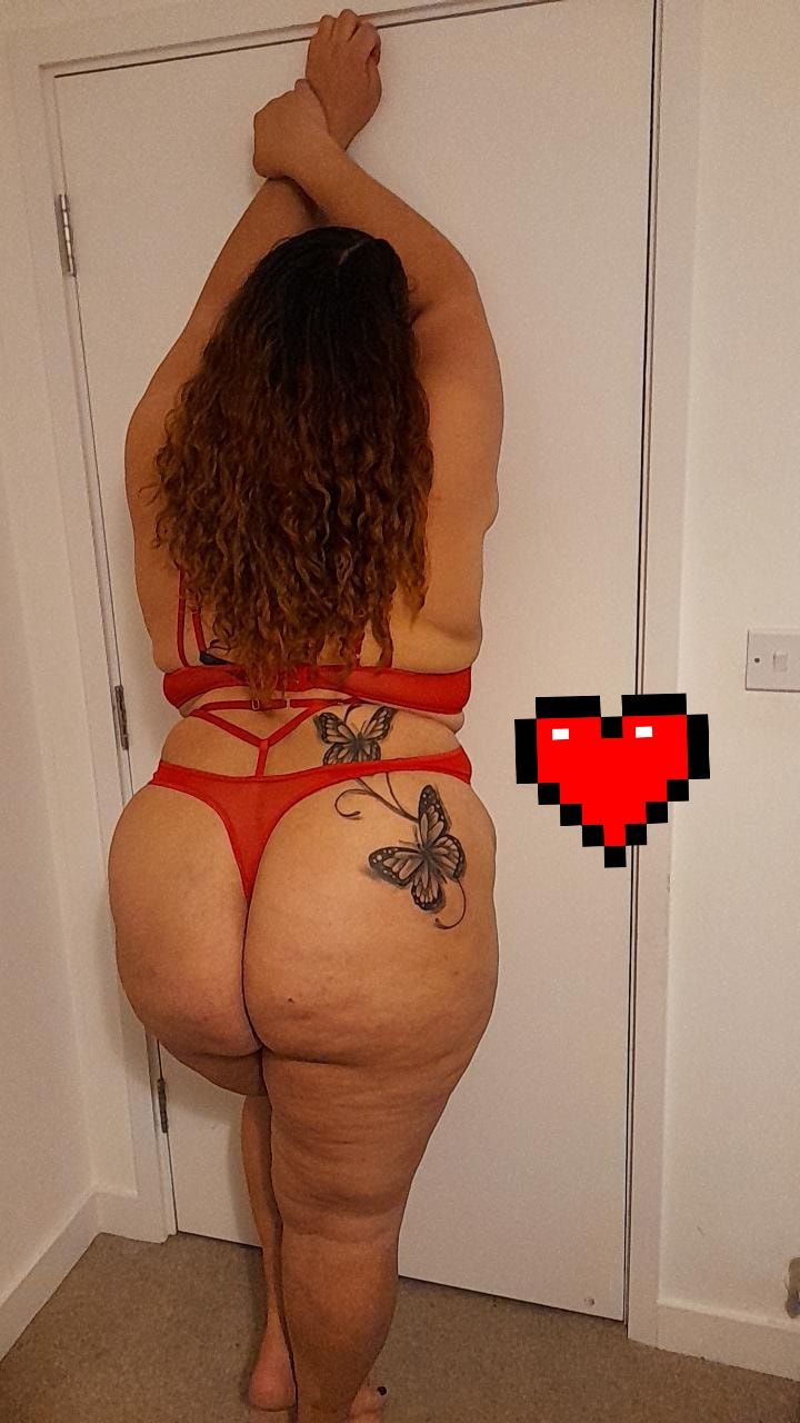 https://cdn.adultwork.com/gallery/G12/8699127.jpg