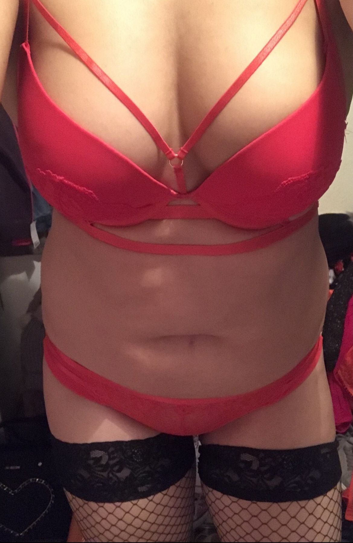 https://cdn.adultwork.com/gallery/G12/8704842.jpg