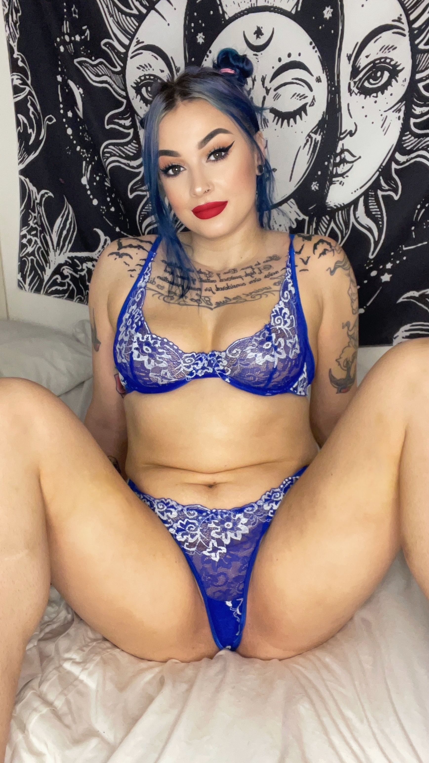 https://cdn.adultwork.com/gallery/G12/8709485.jpg