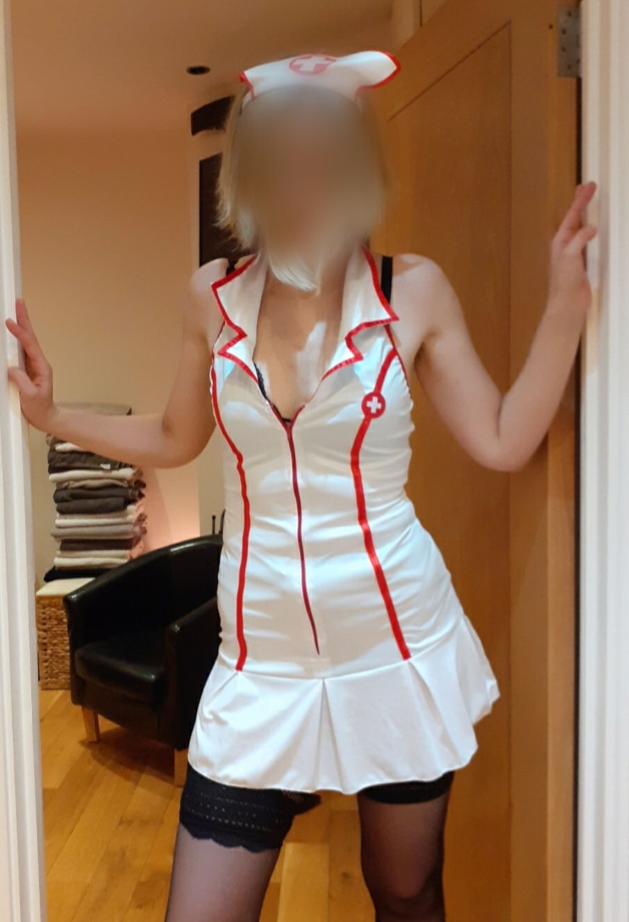 https://cdn.adultwork.com/gallery/G12/8709778.jpg