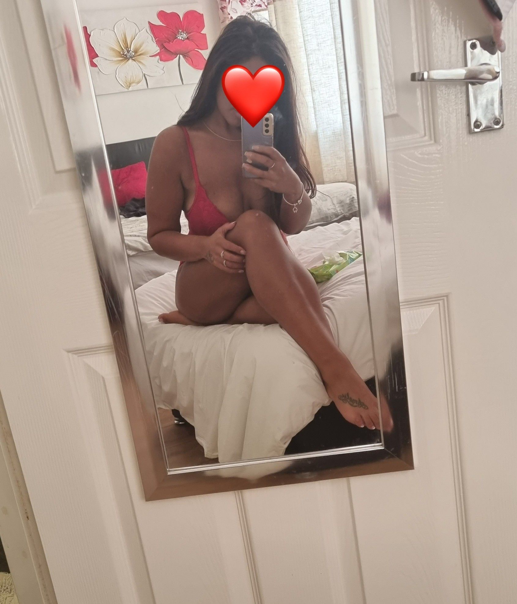 https://cdn.adultwork.com/gallery/G12/8710284.jpg