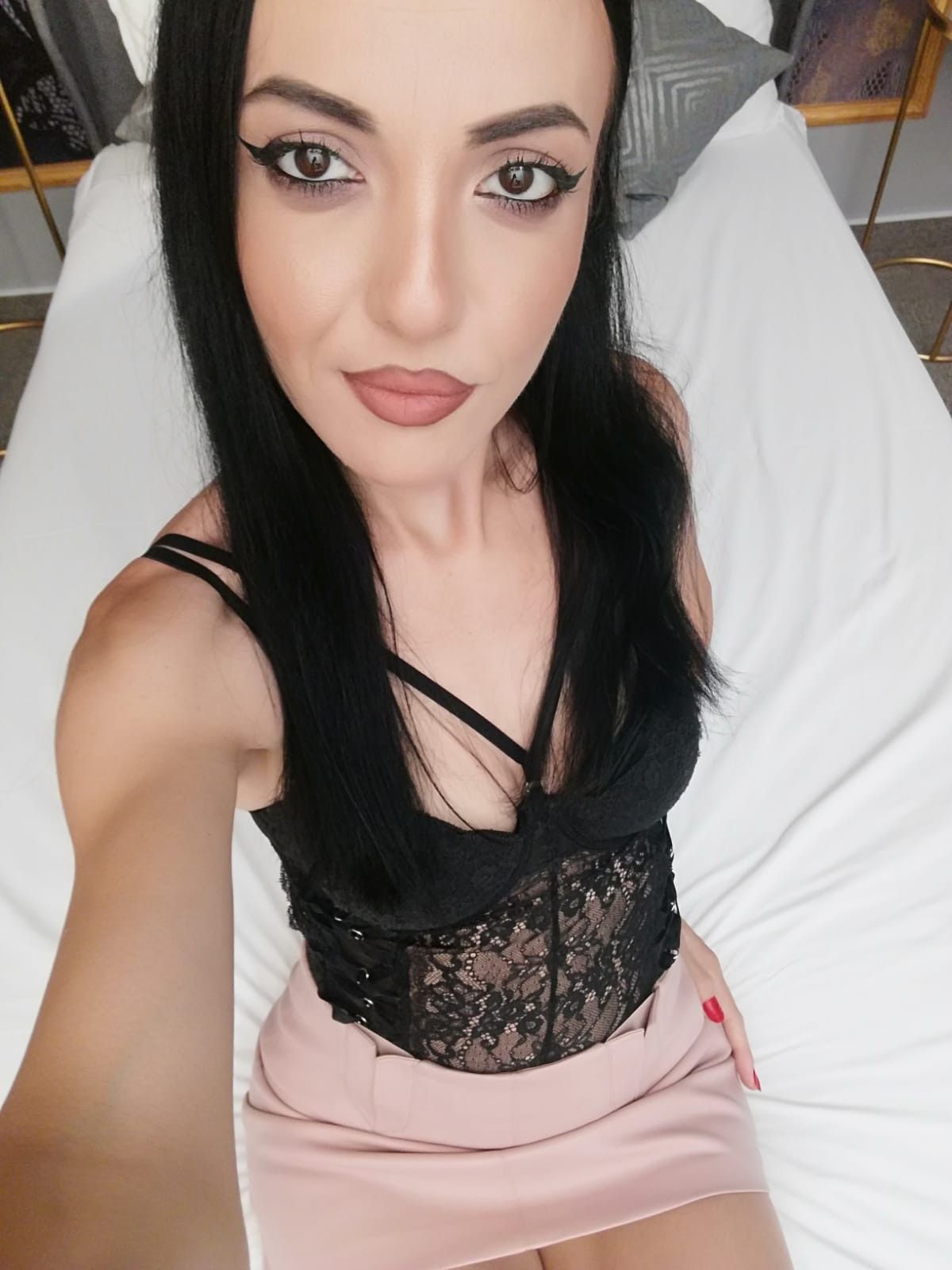 https://cdn.adultwork.com/gallery/G12/8710827.jpg