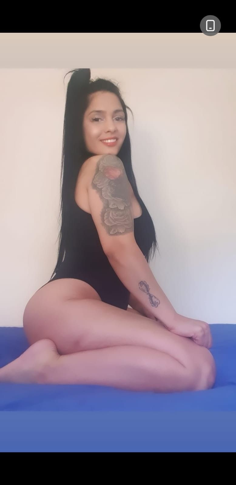 https://cdn.adultwork.com/gallery/G12/8712335.jpg