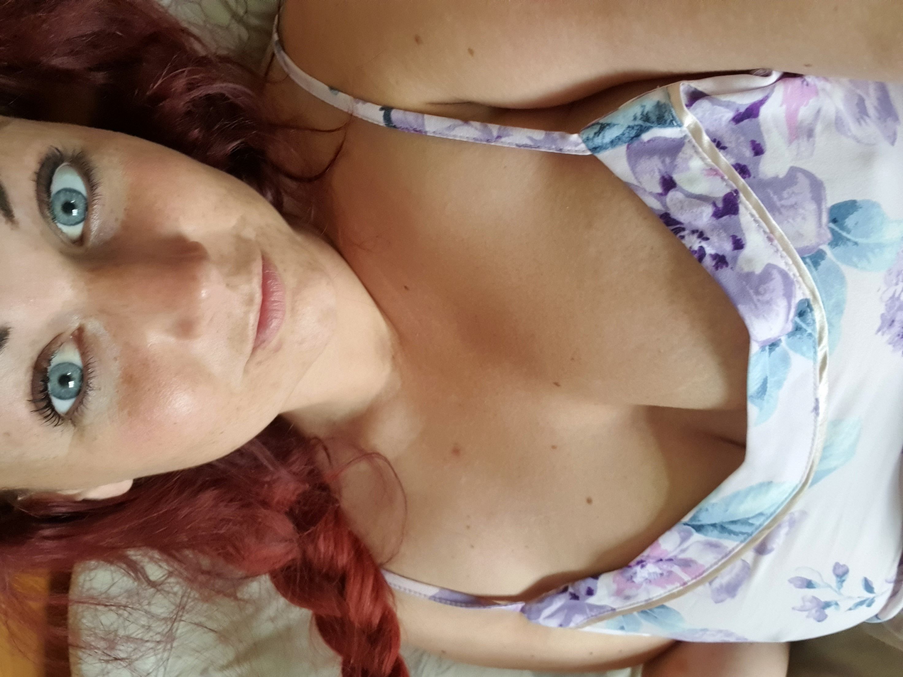 https://cdn.adultwork.com/gallery/G12/8712680.jpg