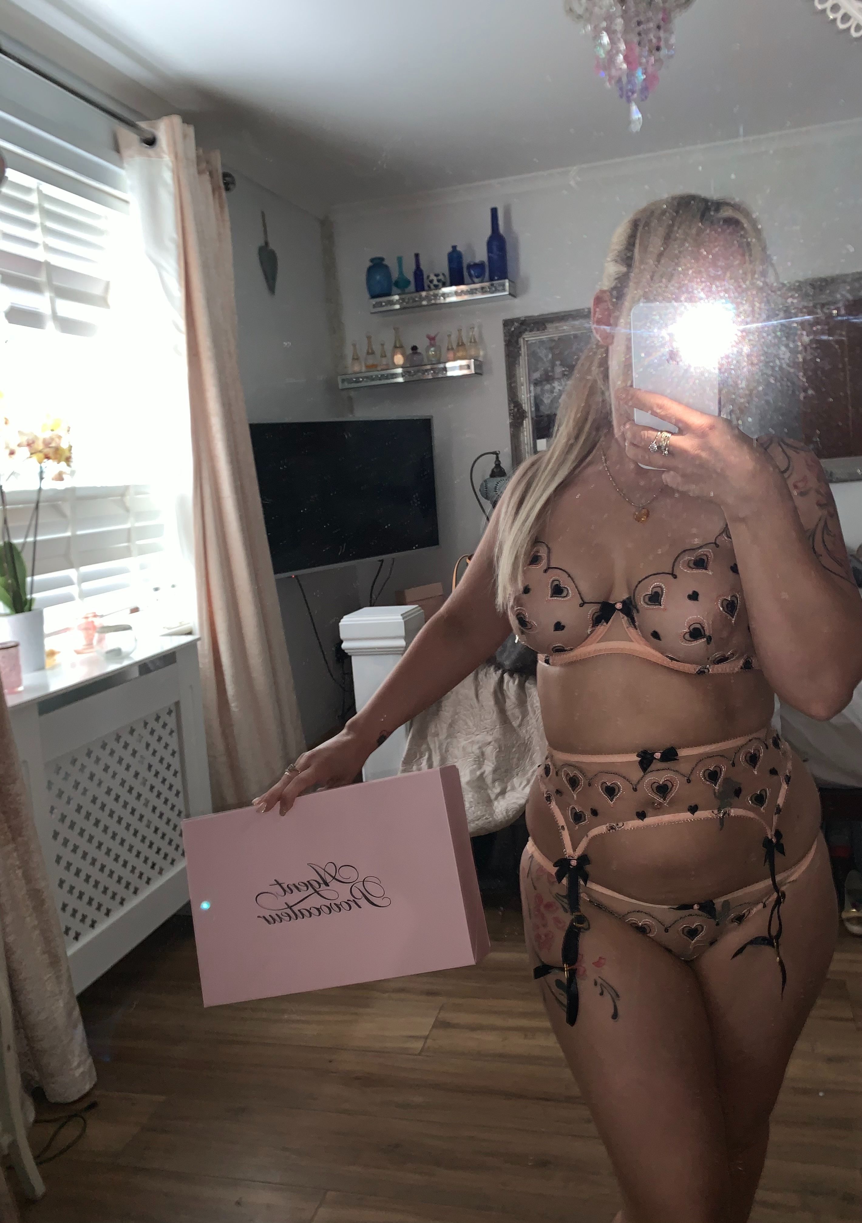 https://cdn.adultwork.com/gallery/G12/8721336.jpg