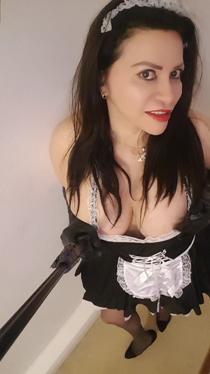 https://cdn.adultwork.com/gallery/G12/8721546.jpg