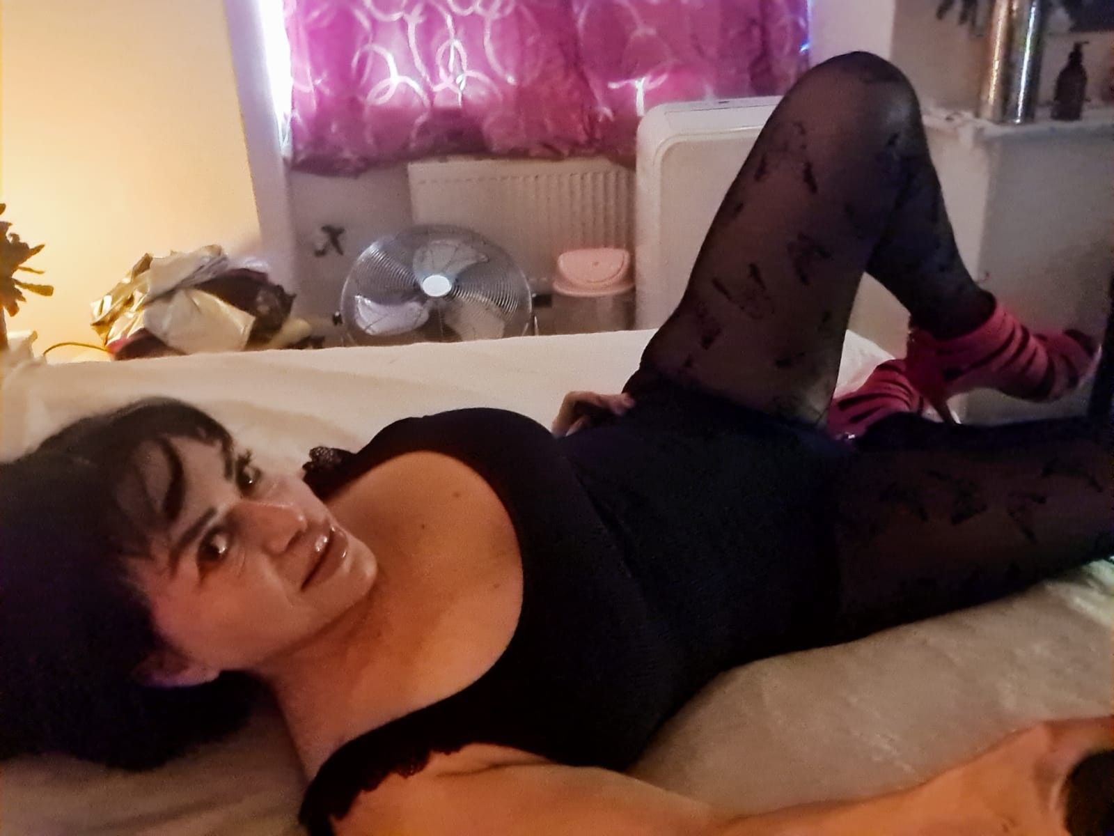 https://cdn.adultwork.com/gallery/G12/8723654.jpg