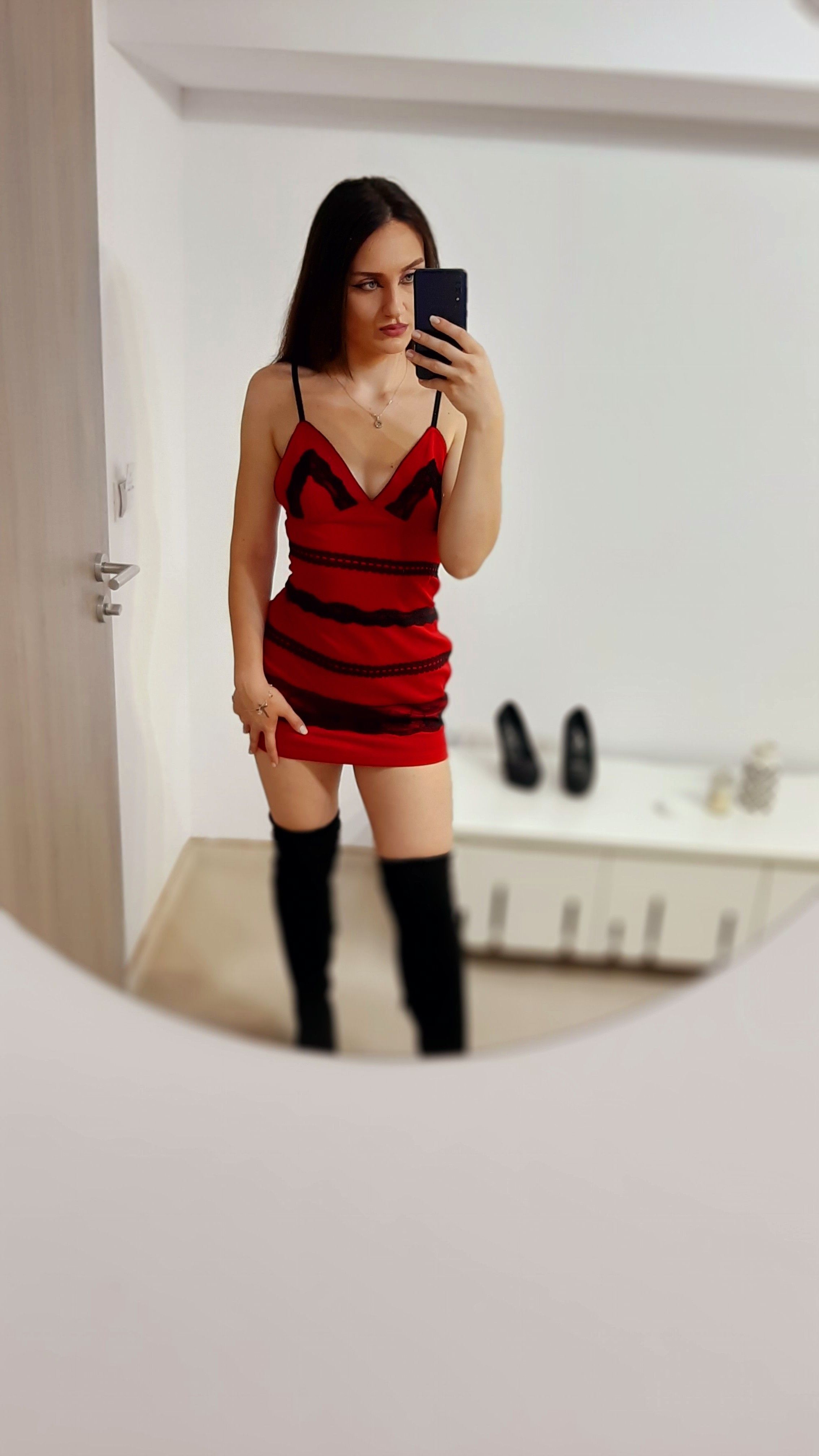 https://cdn.adultwork.com/gallery/G12/8724510.jpg