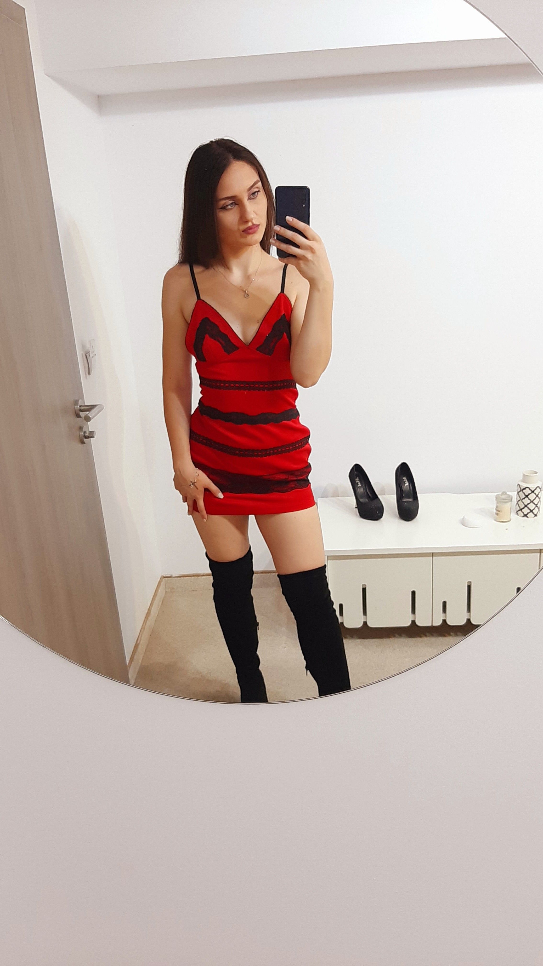 https://cdn.adultwork.com/gallery/G12/8724511.jpg