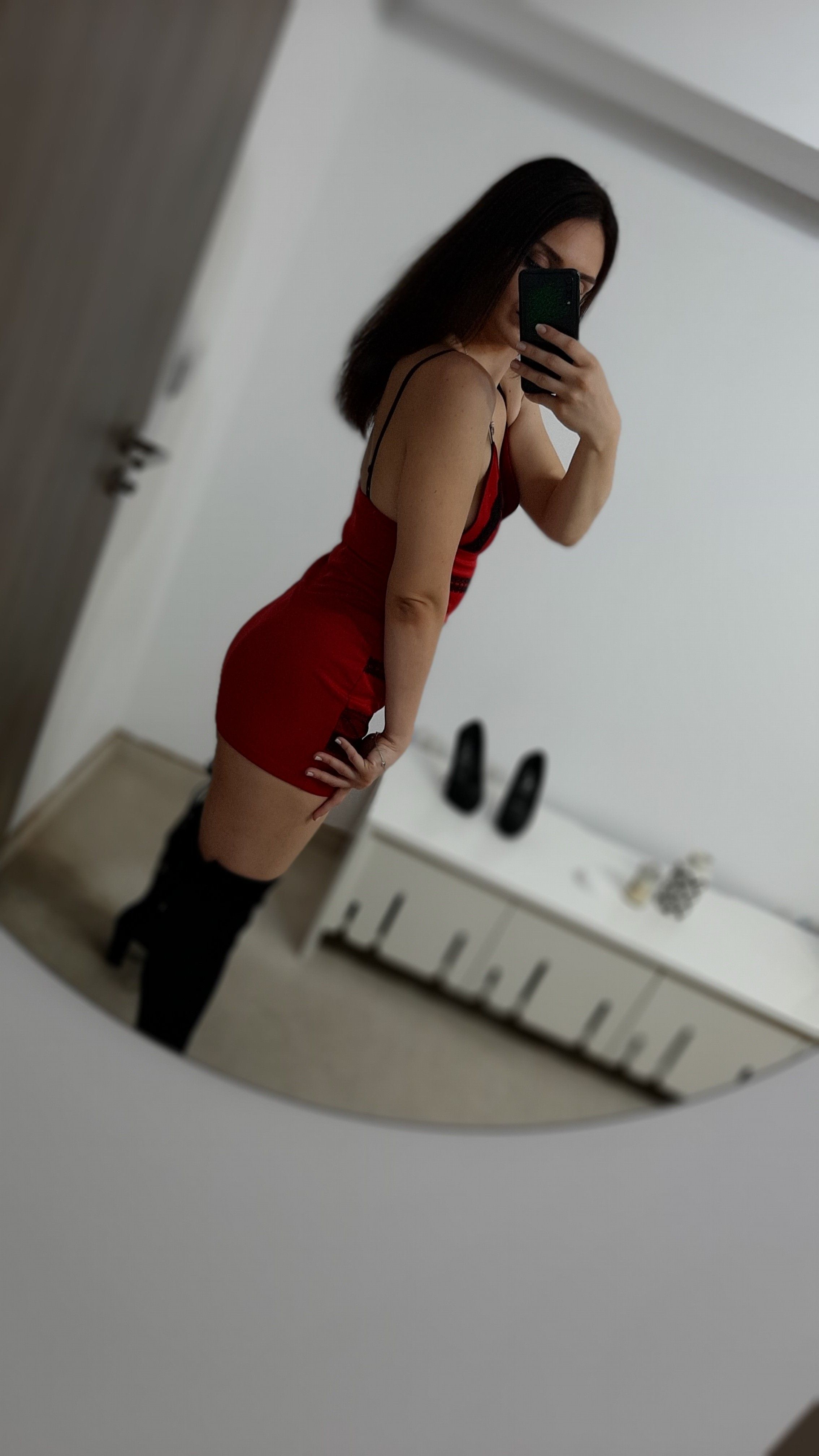 https://cdn.adultwork.com/gallery/G12/8724513.jpg