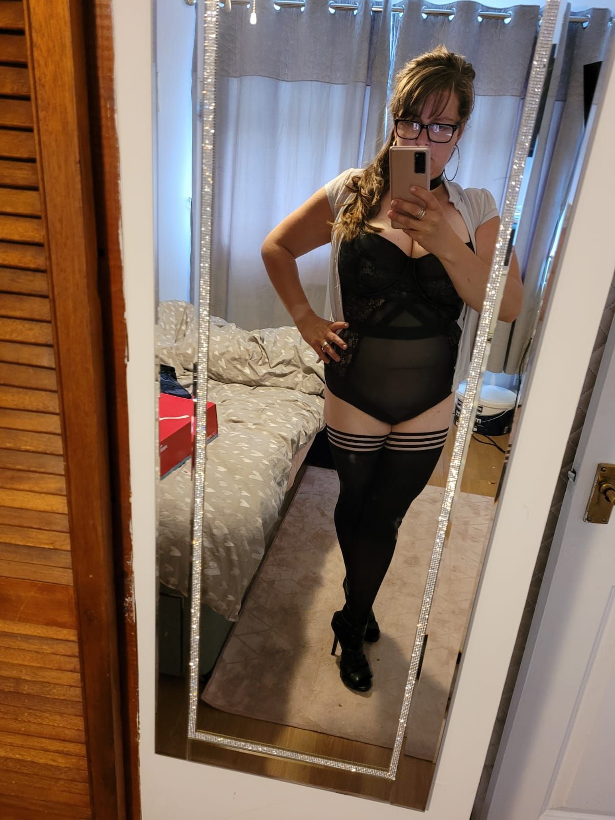 https://cdn.adultwork.com/gallery/G12/8726893.jpg