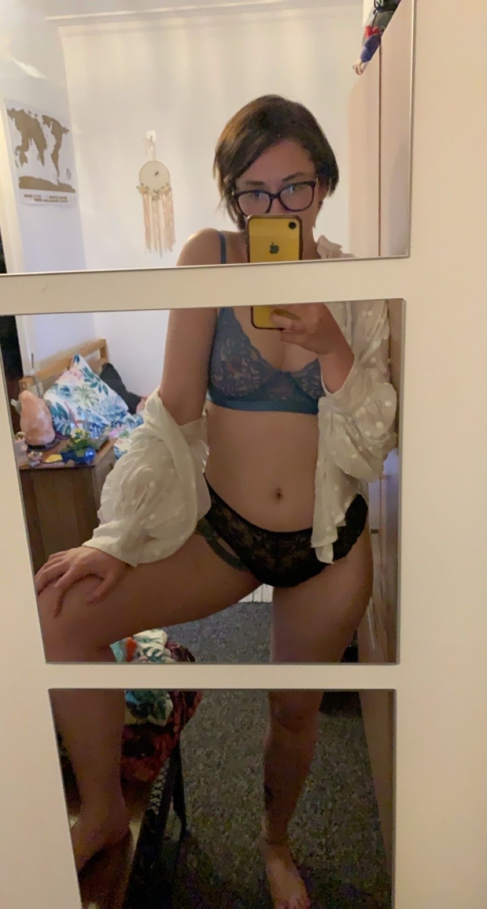 https://cdn.adultwork.com/gallery/G12/8727753.jpg