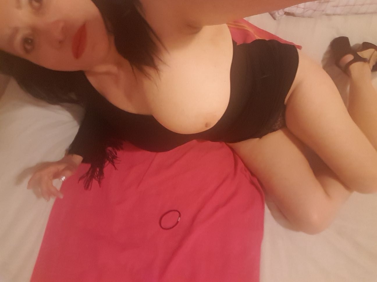 https://cdn.adultwork.com/gallery/G12/8733417.jpg