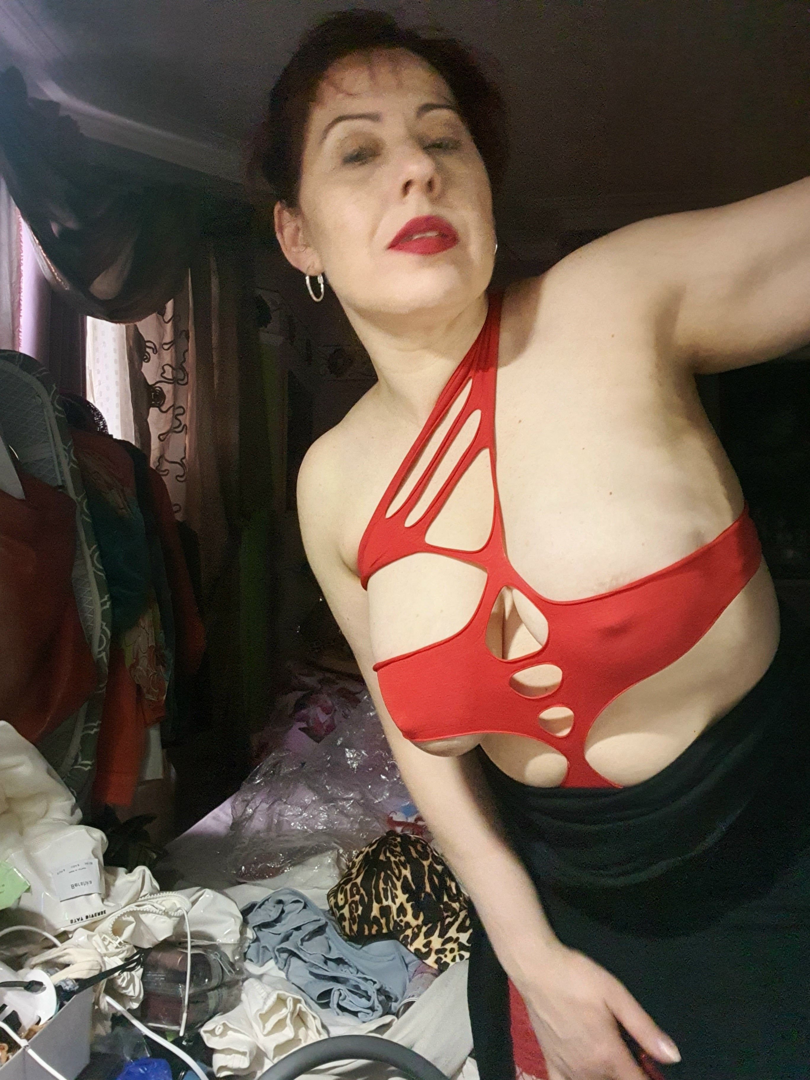 https://cdn.adultwork.com/gallery/G12/8738821.jpg