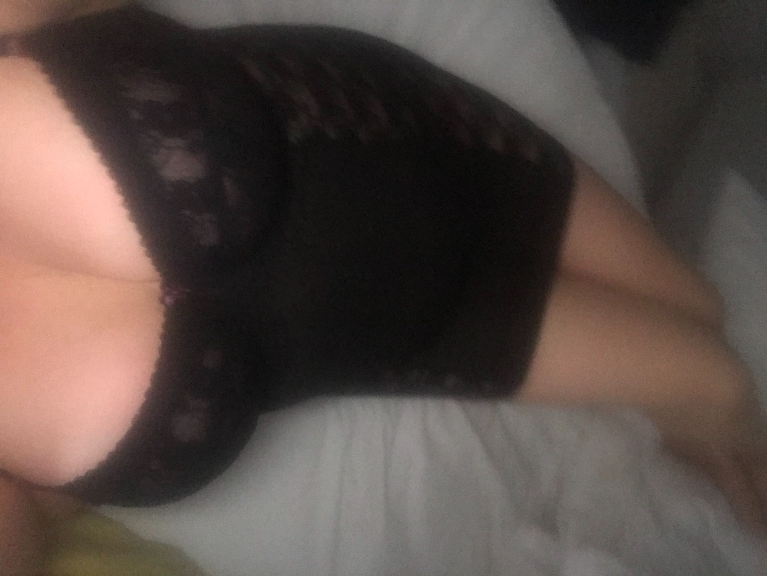 https://cdn.adultwork.com/gallery/G12/8742014.jpg