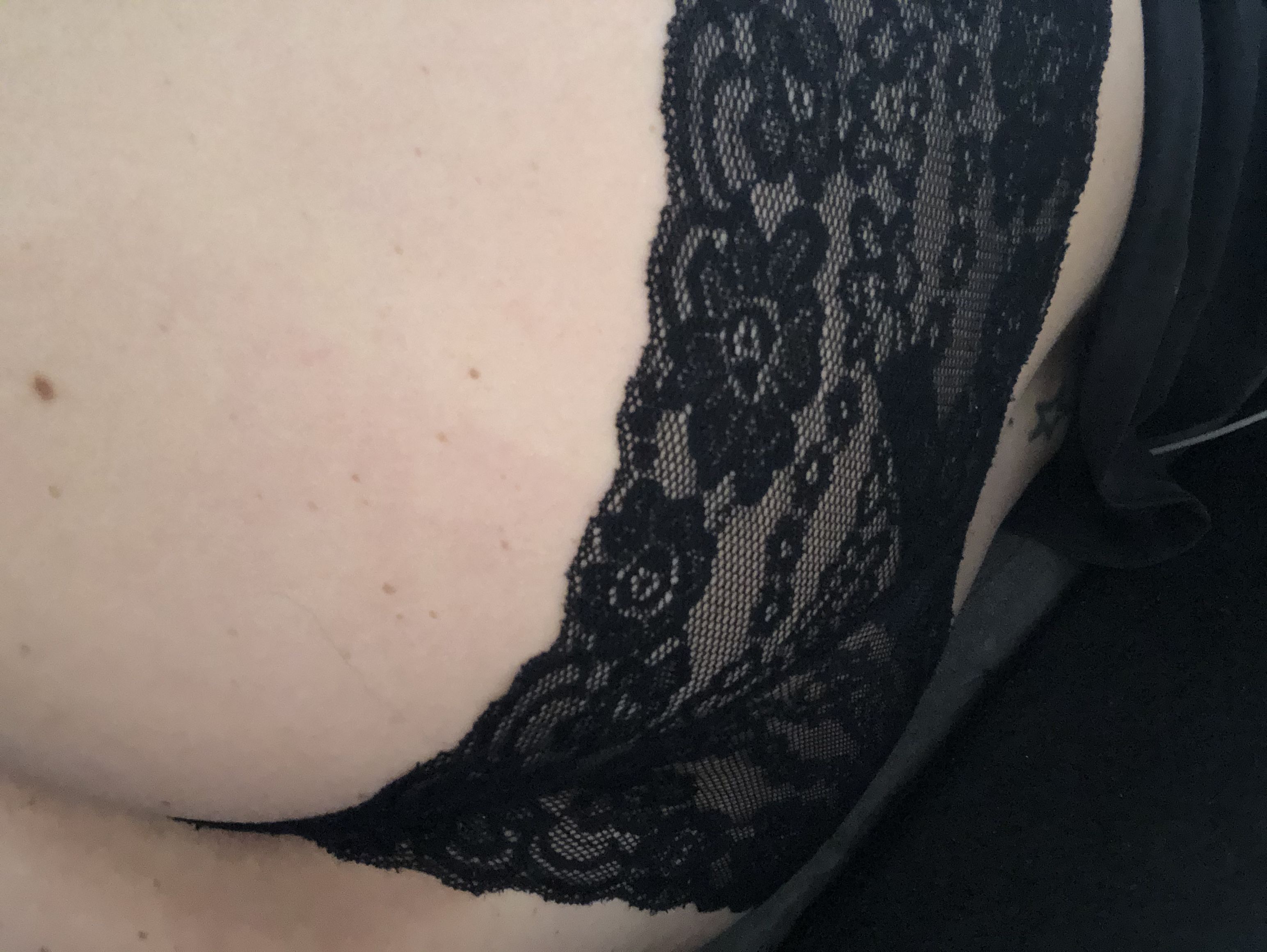 https://cdn.adultwork.com/gallery/G12/8744260.jpg