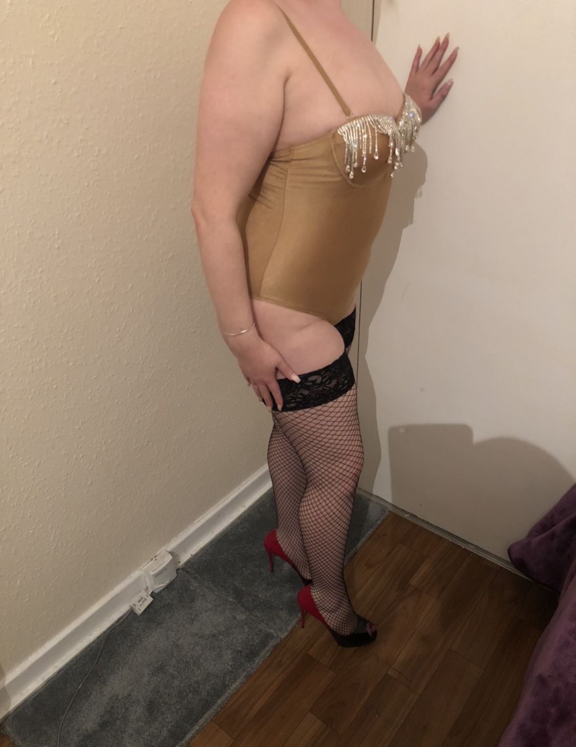 https://cdn.adultwork.com/gallery/G12/8746777.jpg