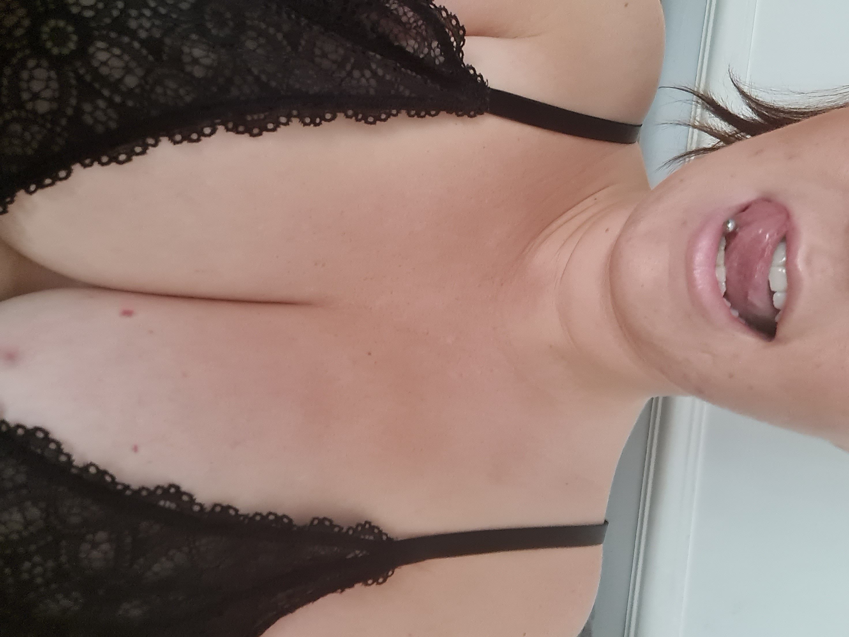 https://cdn.adultwork.com/gallery/G12/8747150.jpg