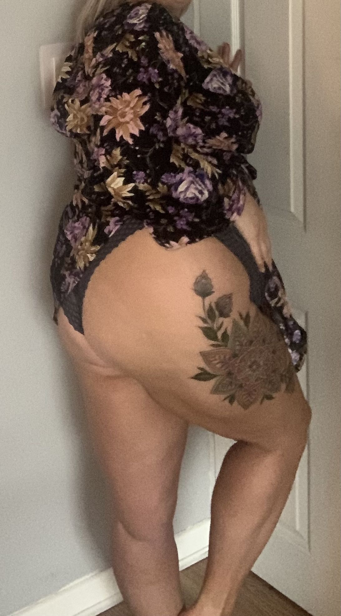 https://cdn.adultwork.com/gallery/G12/8756986.jpg