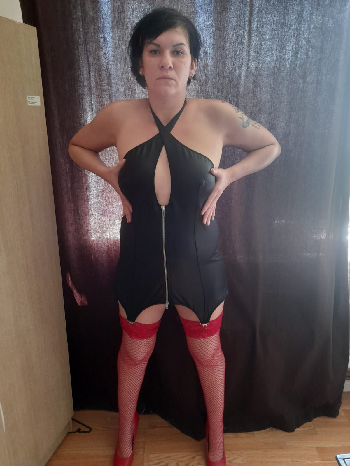 https://cdn.adultwork.com/gallery/G12/8761628.jpg