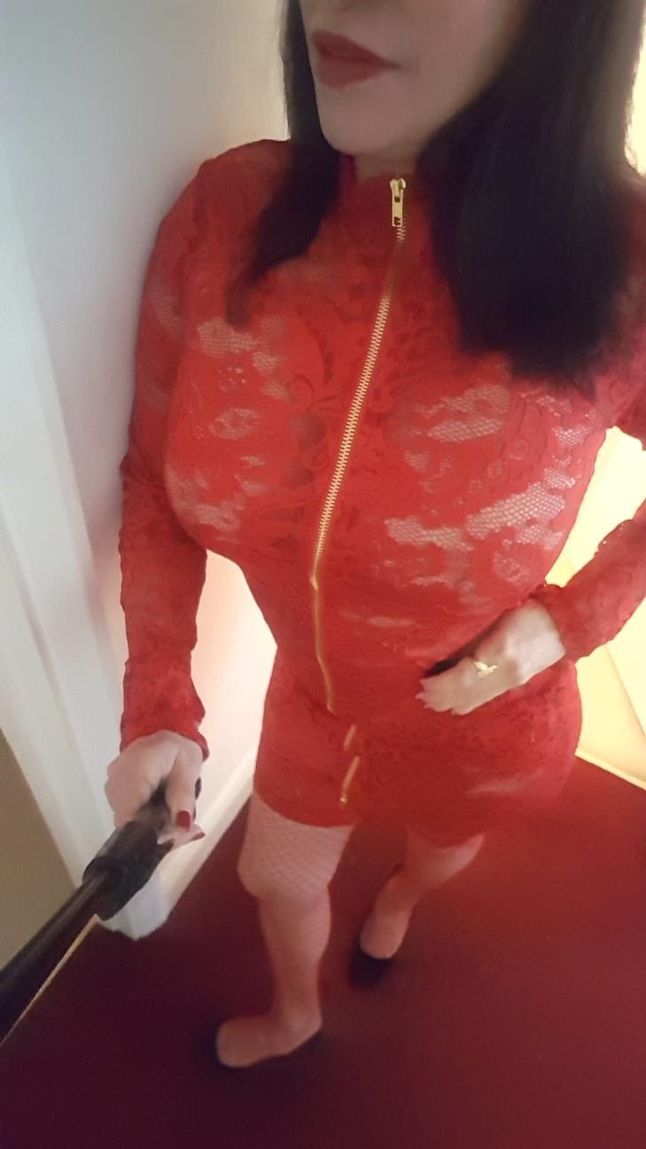 https://cdn.adultwork.com/gallery/G12/8761913.jpg