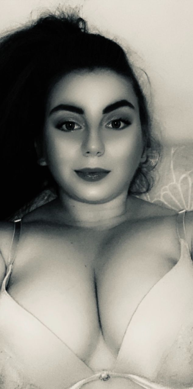 https://cdn.adultwork.com/gallery/G12/8765264.jpg