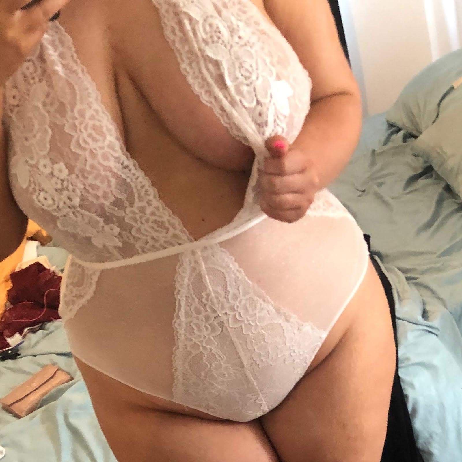 https://cdn.adultwork.com/gallery/G12/8771338.jpg