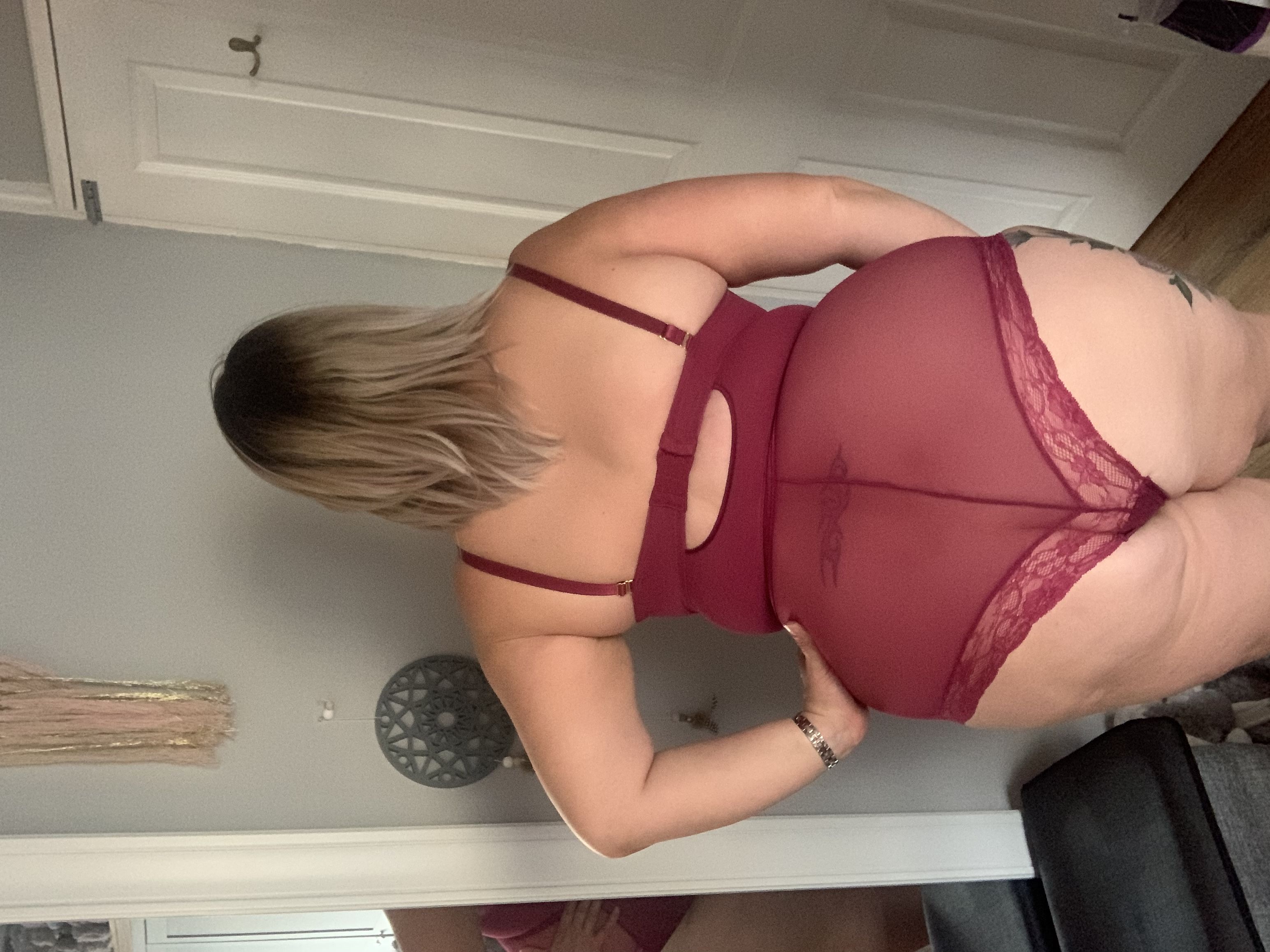 https://cdn.adultwork.com/gallery/G12/8774322.jpg