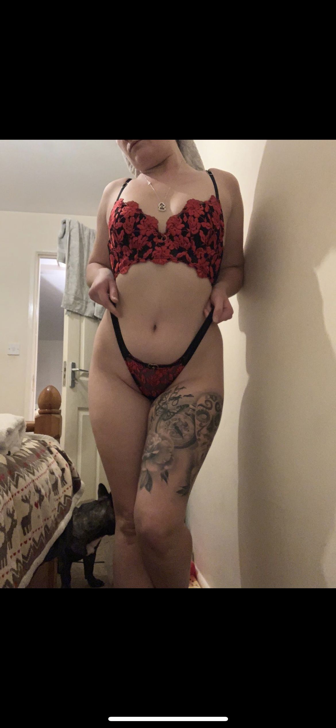 https://cdn.adultwork.com/gallery/G12/8775943.jpg